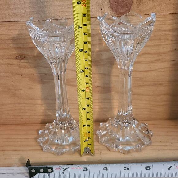 Set of Elegant Lotus Flower Candlestick Holders - Vintage Crystal Decor Accent - Picture 8 of 10